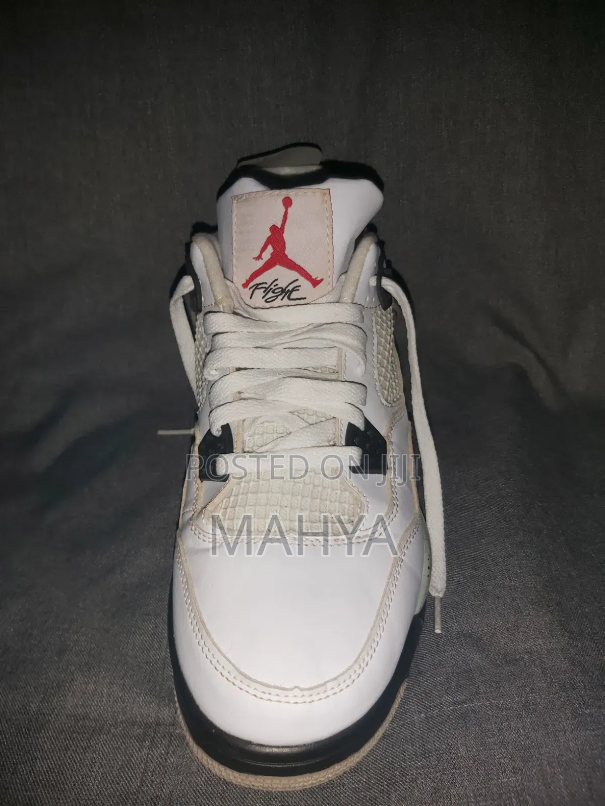 Air Jordan 4
