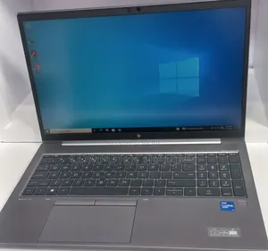 New Laptop HP ZBook Firefly G8 16GB Intel Core i7 SSD 512GB