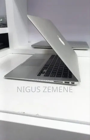 New Laptop Apple MacBook Air 2017 8GB Intel Core i7 SSD 128GB