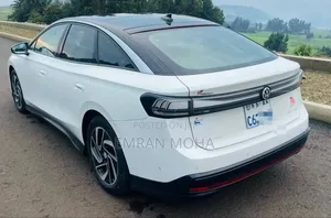 Volkswagen ID.7 2025 White