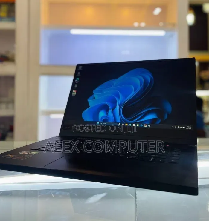 New Laptop Asus ROG Zephyrus G15 16GB Intel Core i7 SSD 512GB