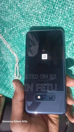 New Samsung Galaxy S10e 128 GB Bronze