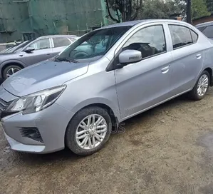Mitsubishi Attrage 2022 Silver