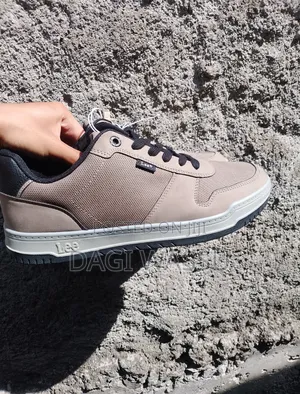 Shoe : Lee