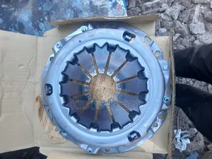 Pressure Plate Vitz Yaris
