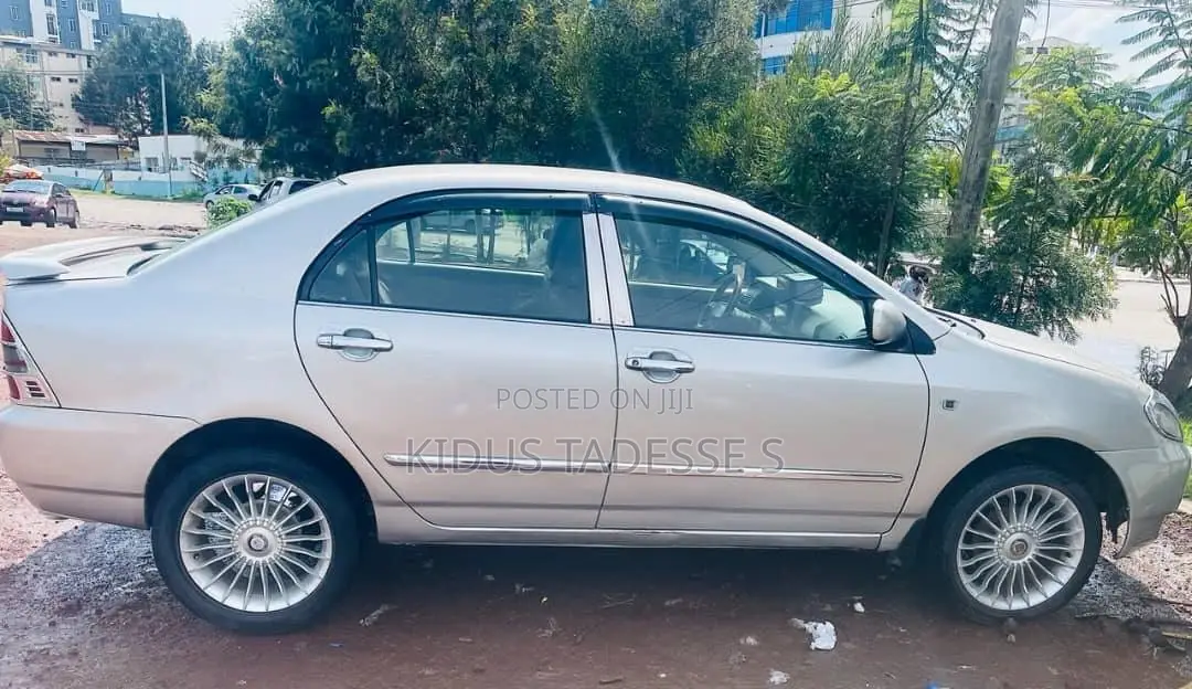 Toyota Corolla 2003 Silver