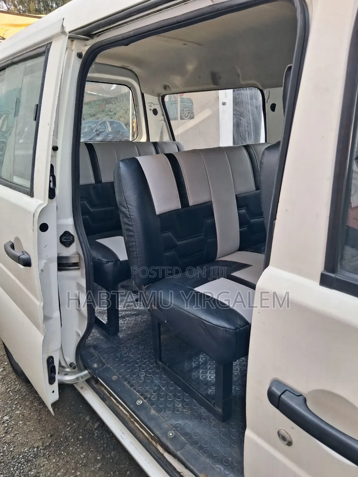 Dongfeng Glory 2023 White