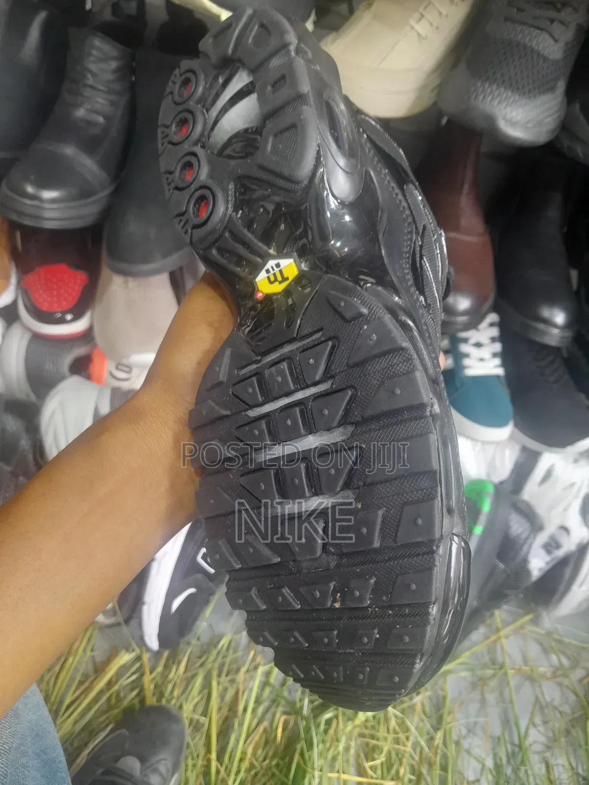 Tin Shoes High Quality