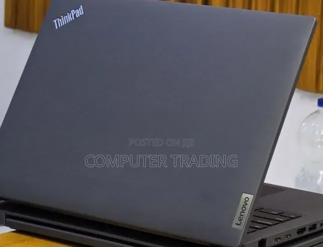 New Laptop Lenovo ThinkPad T14s G4 16GB Intel Core i7 SSD 512GB