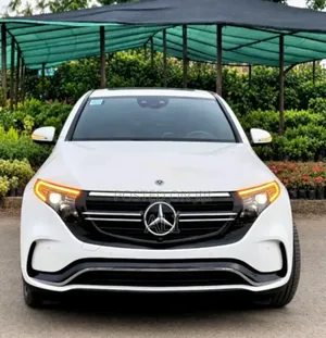 Mercedes-Benz EQC EQC400 4MATIC 2022 White