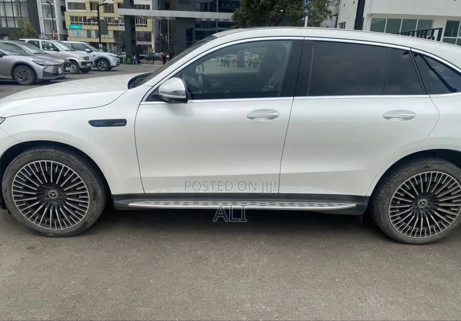 Mercedes-Benz EQC EQC400 4MATIC 2022 White