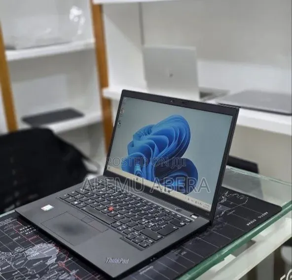 New Laptop Lenovo ThinkPad T14 16GB Intel Core i5 SSD 256GB