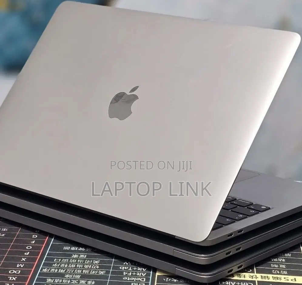 New Laptop Apple MacBook Pro 8GB Apple M1 Pro SSD 512GB