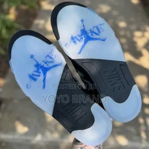 Air Jordan 5 Retro * Awake NY Black/Racer Blue Sneaker