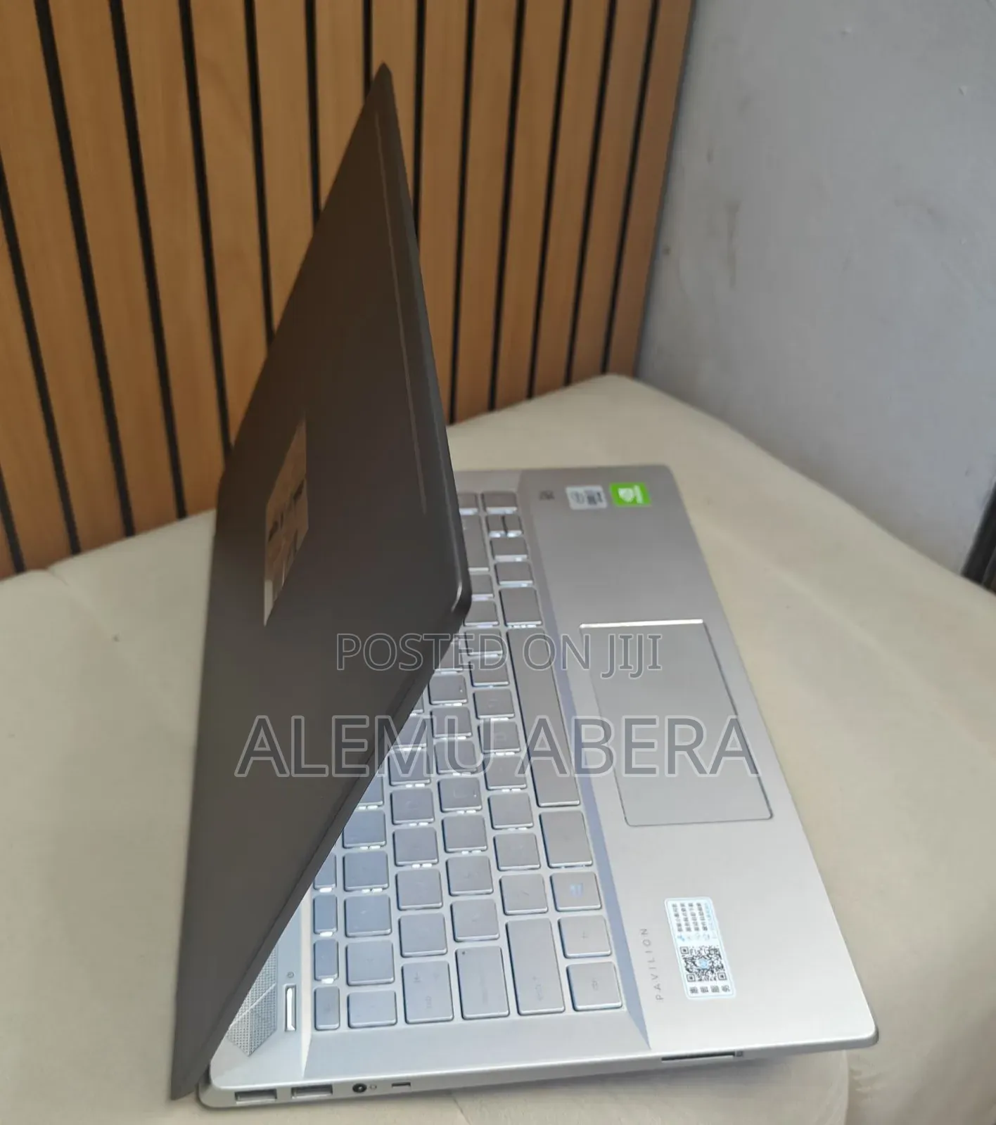 New Laptop HP Pavilion 14 16GB Intel Core i7 SSD 512GB