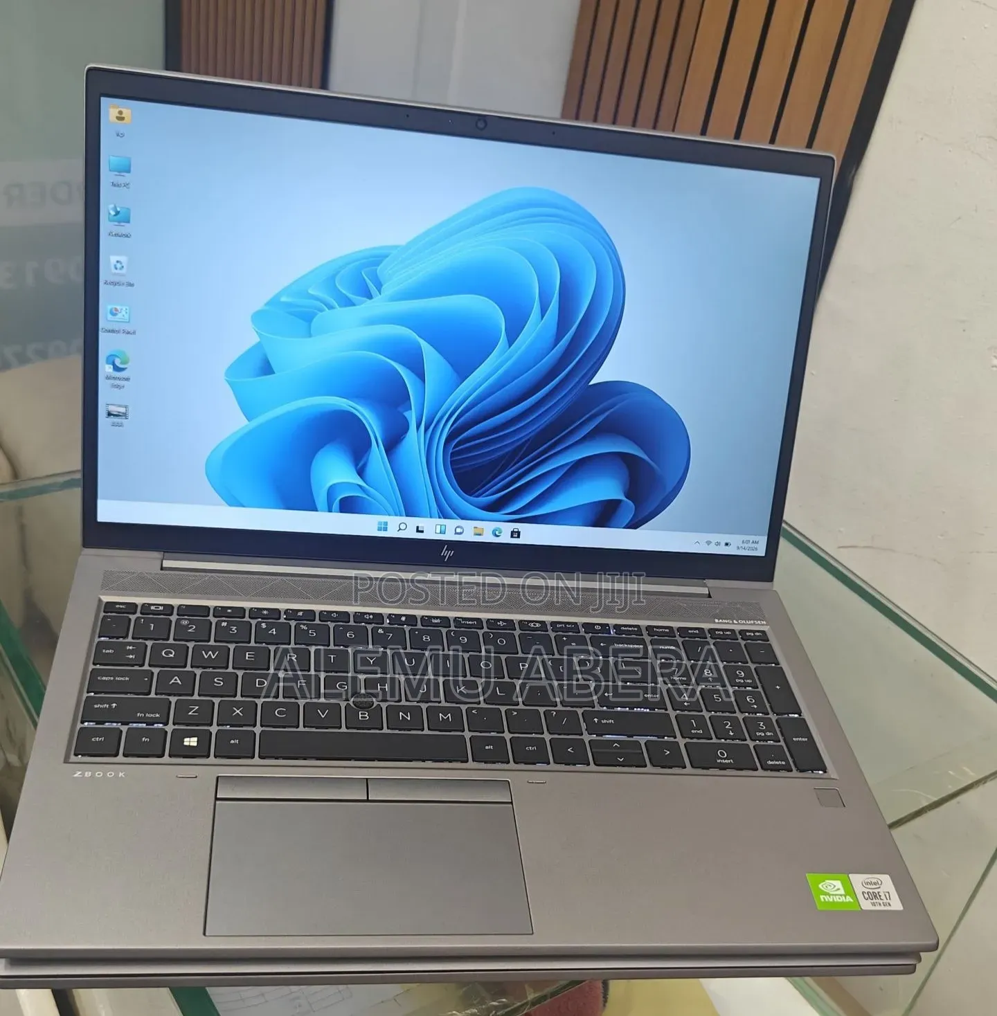 New Laptop HP ZBook 14 16GB Intel Core i7 SSD 512GB