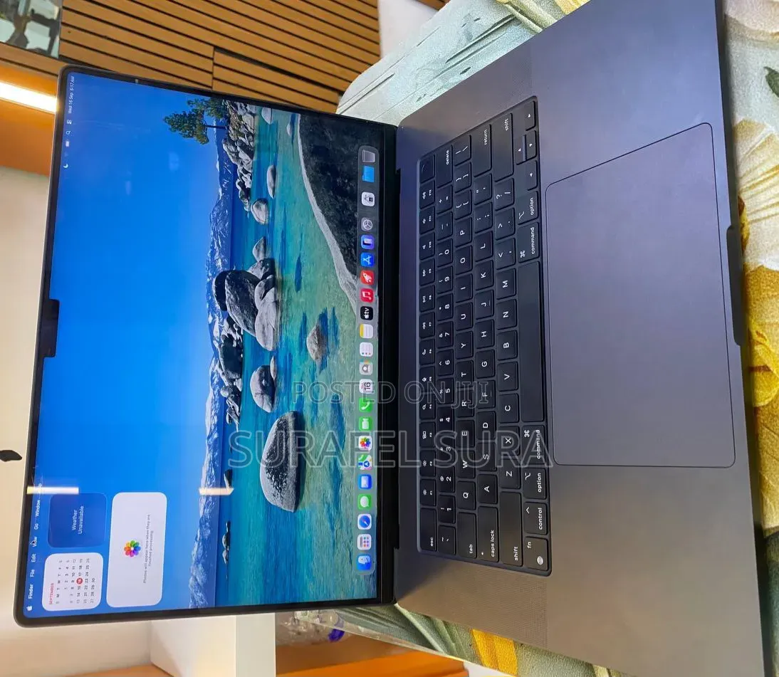 New Laptop Apple MacBook Pro 2021 M1 16GB Apple M1 Pro SSD 512GB