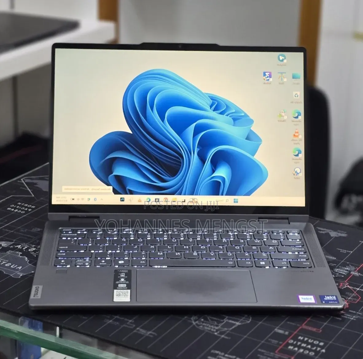 New Laptop Lenovo Yoga 330 16GB Intel Core Ultra 5 SSD 512GB