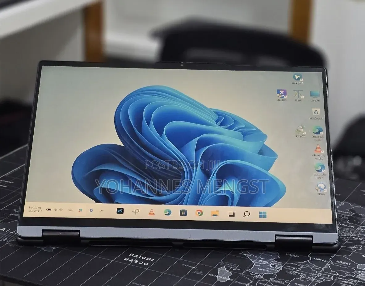 New Laptop Lenovo Yoga 330 16GB Intel Core Ultra 5 SSD 512GB