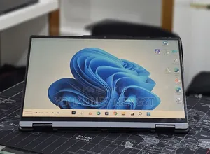 New Laptop Lenovo Yoga 330 16GB Intel Core Ultra 5 SSD 512GB