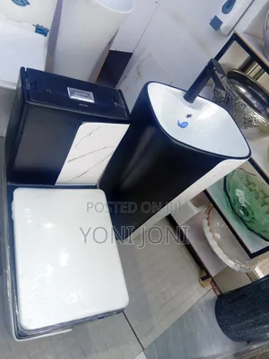 Otol Toilet Seat + Hand Wash