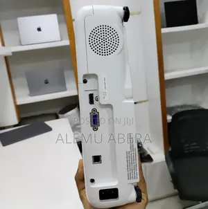 Brand New EPSON Projector With Bag , Remote