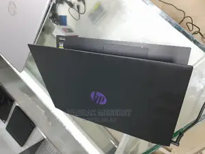 New Laptop HP 4GB AMD Ryzen 5 SSD 512GB