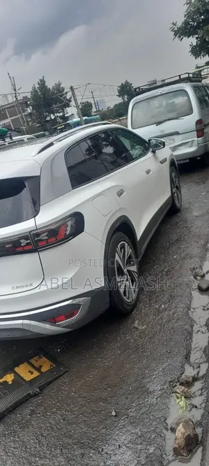 Volkswagen ID.6 2022 White