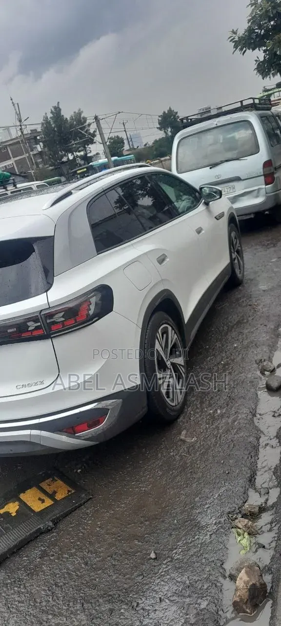 Volkswagen ID.6 2022 White