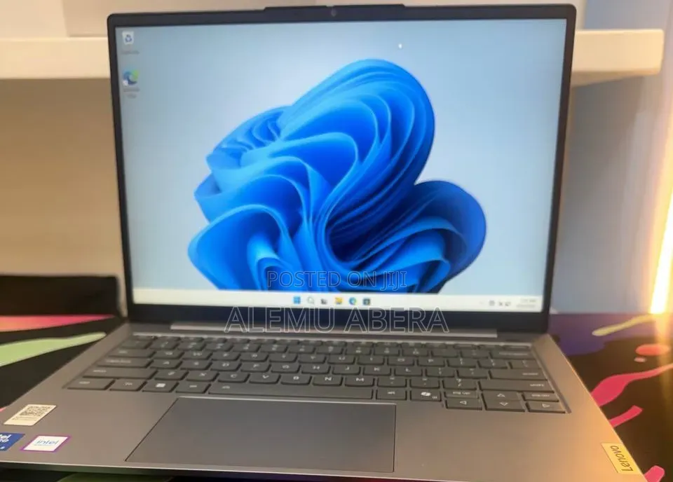New Laptop Lenovo Thinkbook 14 16GB Intel Core 5 SSD 512GB