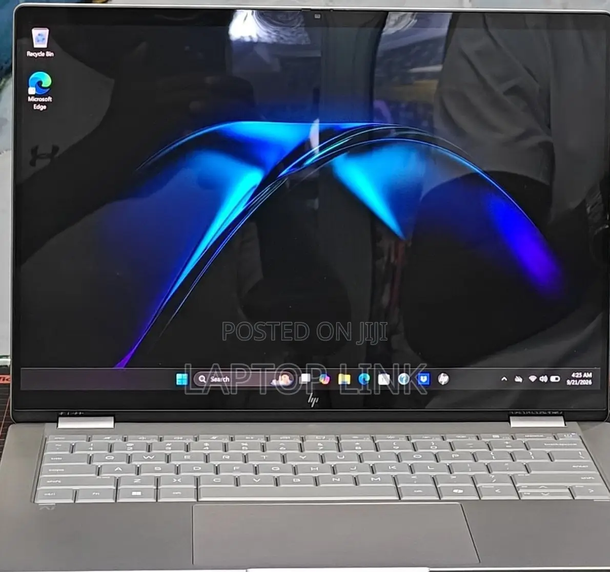 New Laptop HP OmniBook X Flip 14" 16GB Intel Core Ultra 7 SSD 1T