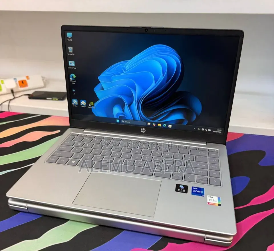 New Laptop HP Stream Notebook 16GB Intel Core i7 SSD 1T