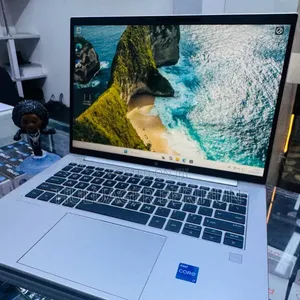 New Laptop HP EliteBook 840 10 16GB Intel Core i7 SSD 512GB
