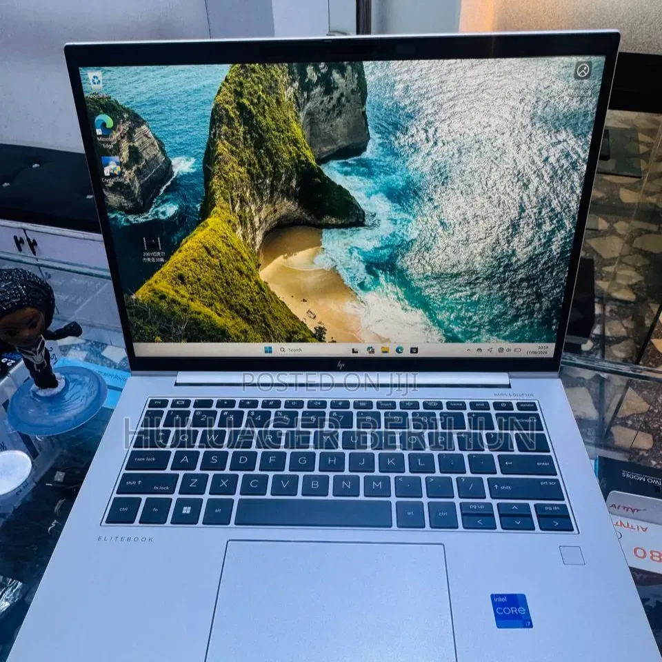 New Laptop HP EliteBook 840 10 16GB Intel Core i7 SSD 512GB