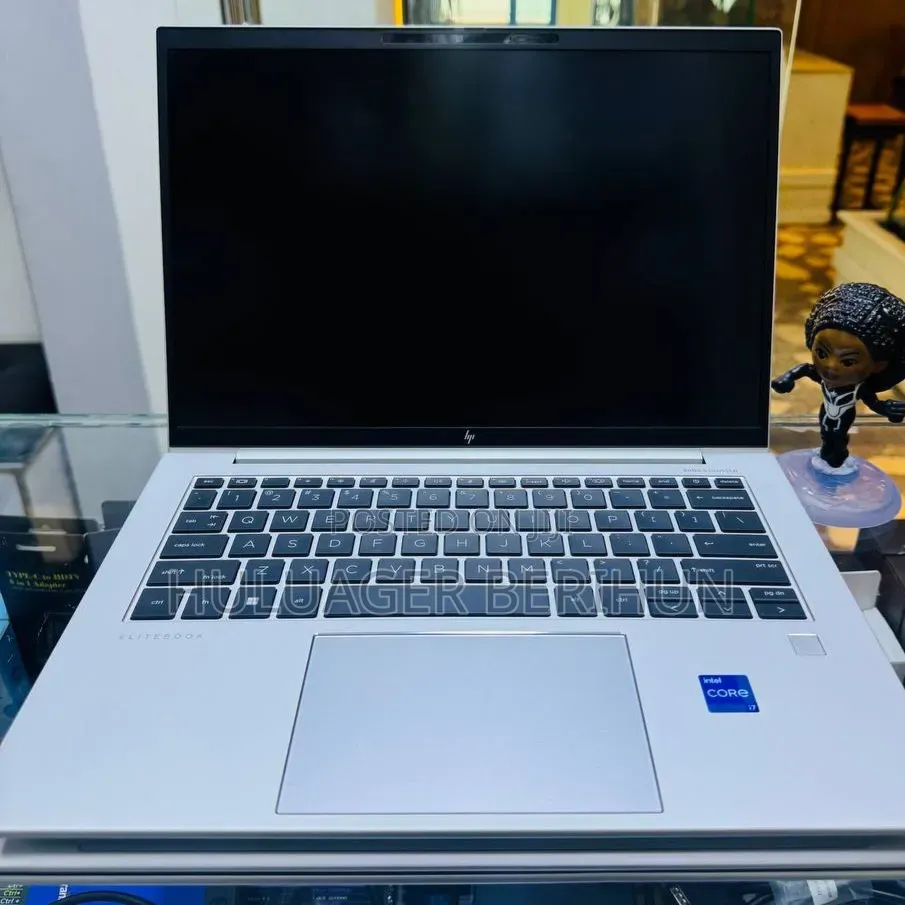 New Laptop HP EliteBook 840 10 16GB Intel Core i7 SSD 512GB