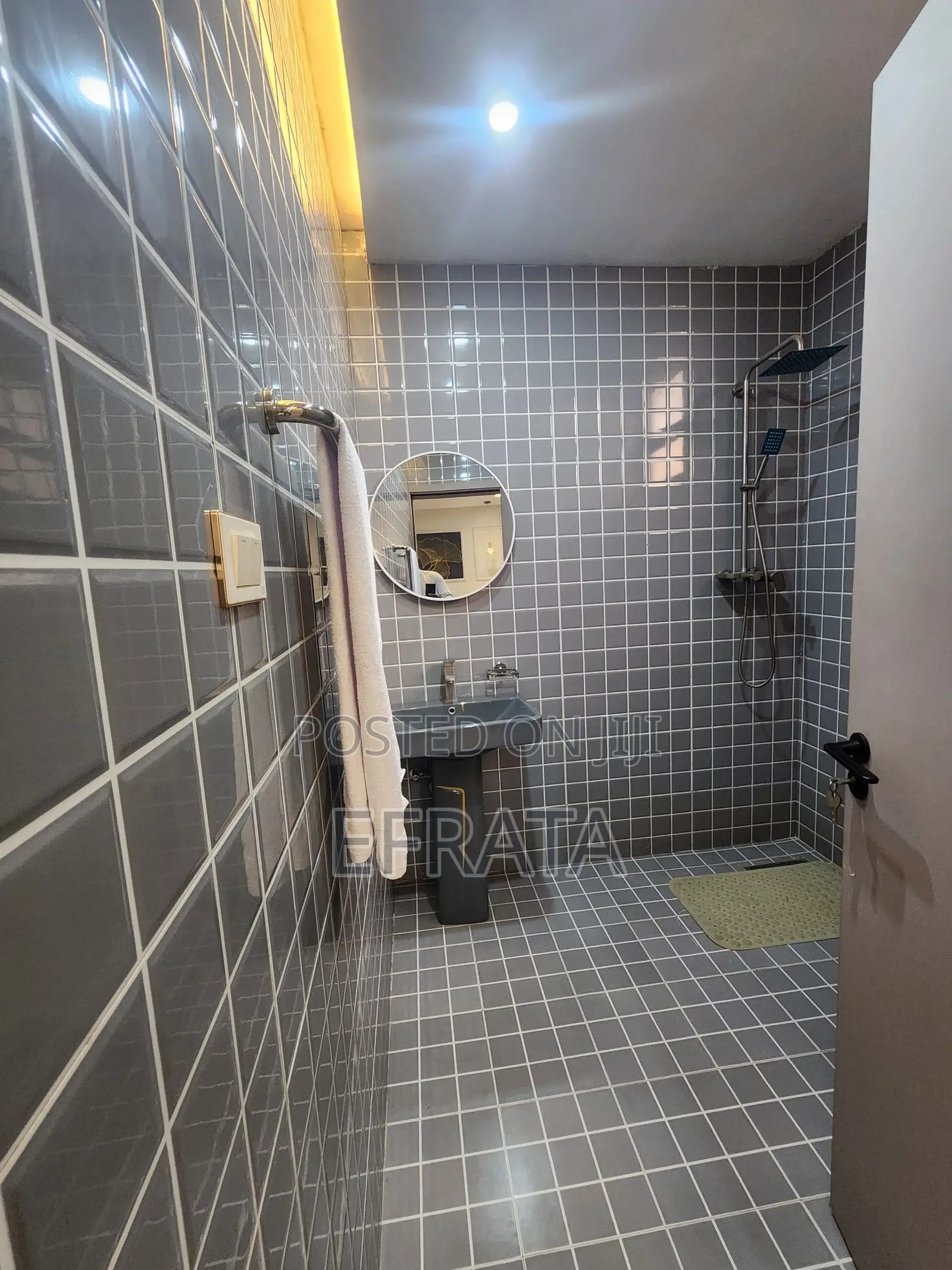 Furnished 3bdrm Apartment in Bole for sale