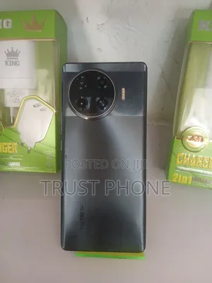 Tecno Spark 20 Pro Plus 256 GB Black