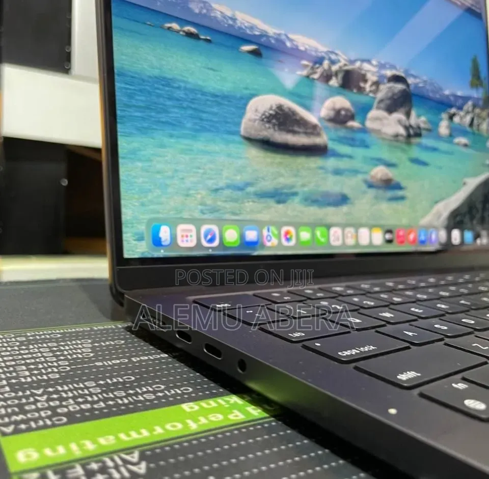 New Laptop Apple MacBook Pro 2024 M4 Max 48GB Apple M4 Max SSD 2T