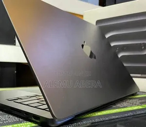 New Laptop Apple MacBook Pro 2024 M4 Max 48GB Apple M4 Max SSD 2T