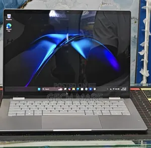 New Laptop HP OmniBook 5 14" 16GB Intel Core Ultra 7 SSD 1T