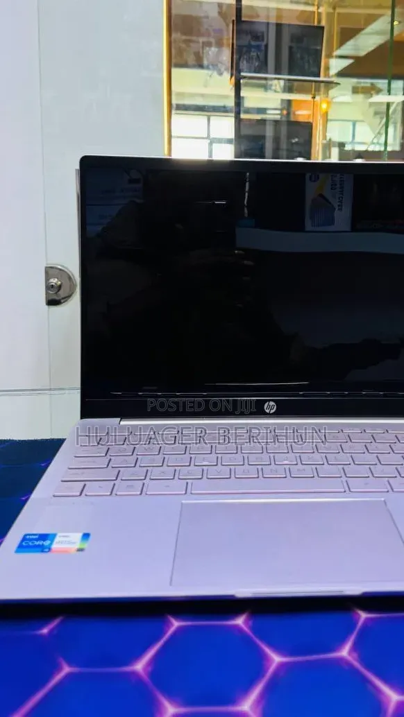 New Laptop HP Pavilion 14 16GB Intel Core i5 SSD 512GB