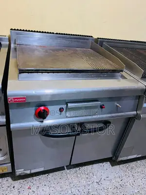 Commercial Gas Range , Grill, L Deep Fryer, Charbroiler