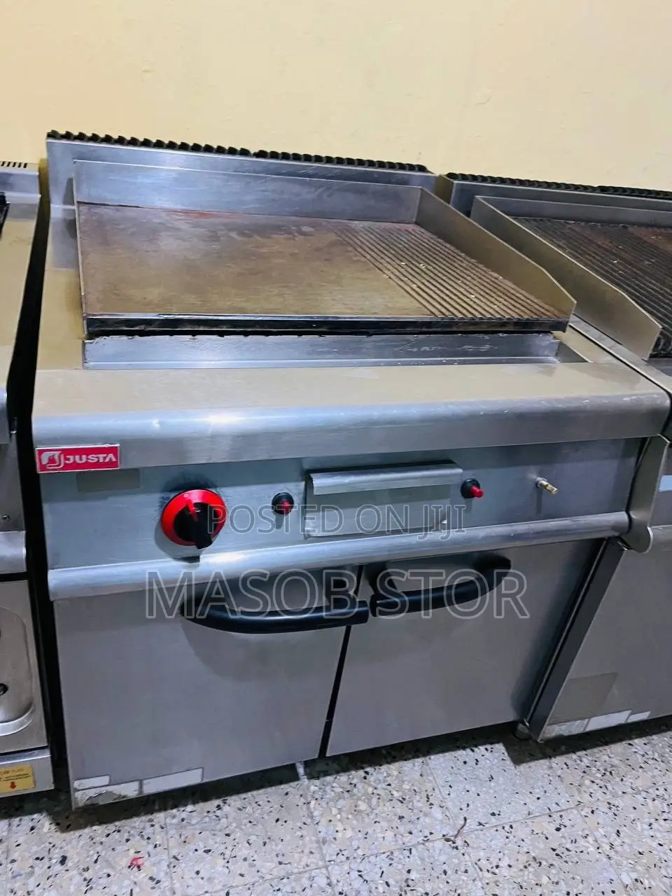 Commercial Gas Range , Grill, L Deep Fryer, Charbroiler