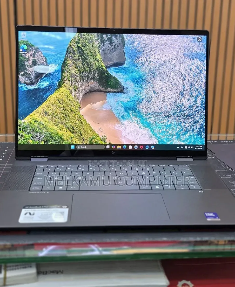 New Laptop HP OmniBook Ultra Flip 16" 32GB Intel Core Ultra 7 SSD 2T