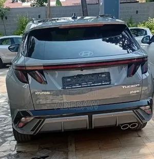 Hyundai Tucson 2024 Gray