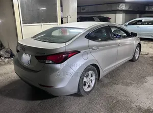 Hyundai Elantra 2015 Silver