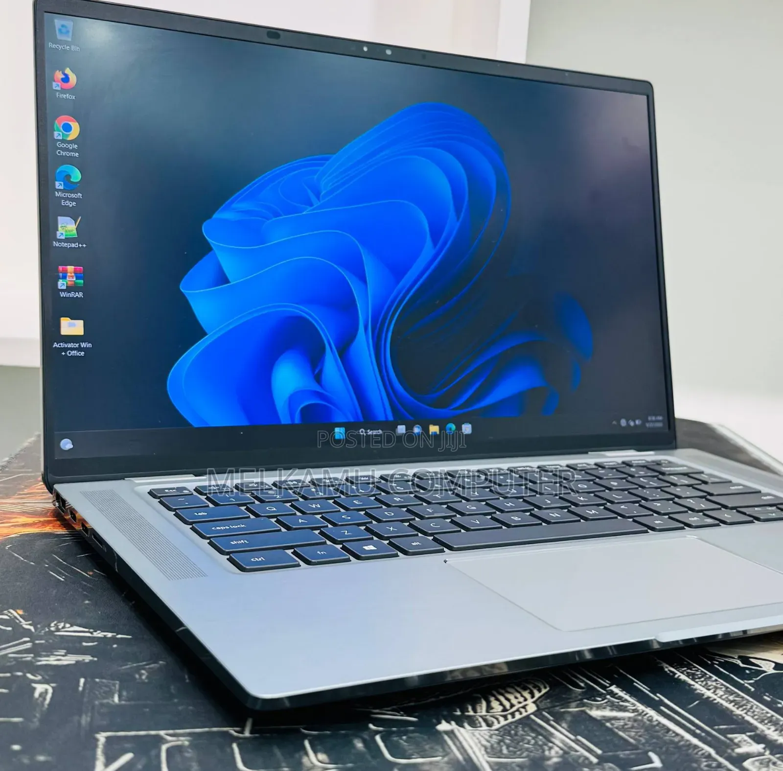 New Laptop Dell Latitude 9520 16GB Intel Core i7 SSD 512GB