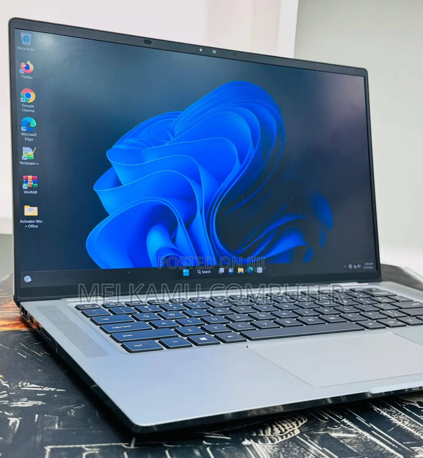 New Laptop Dell Latitude 9520 16GB Intel Core i7 SSD 512GB