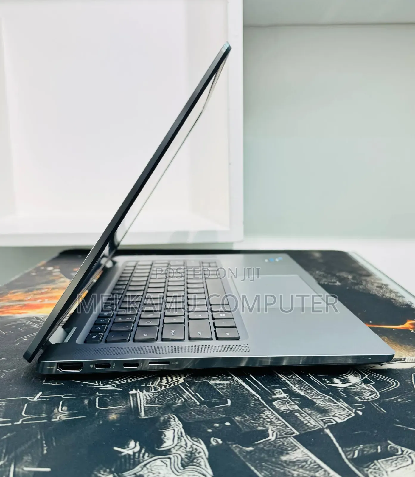 New Laptop Dell Latitude 9520 16GB Intel Core i7 SSD 512GB