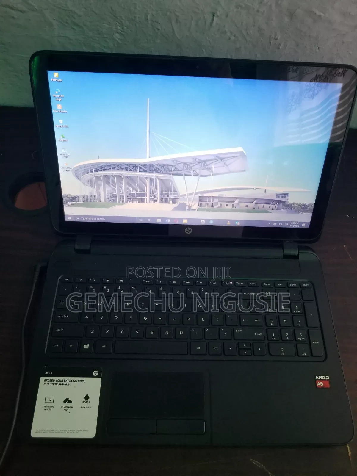 Laptop HP 15-dw0037wm 4GB AMD Ryzen 5 HDD 500GB
